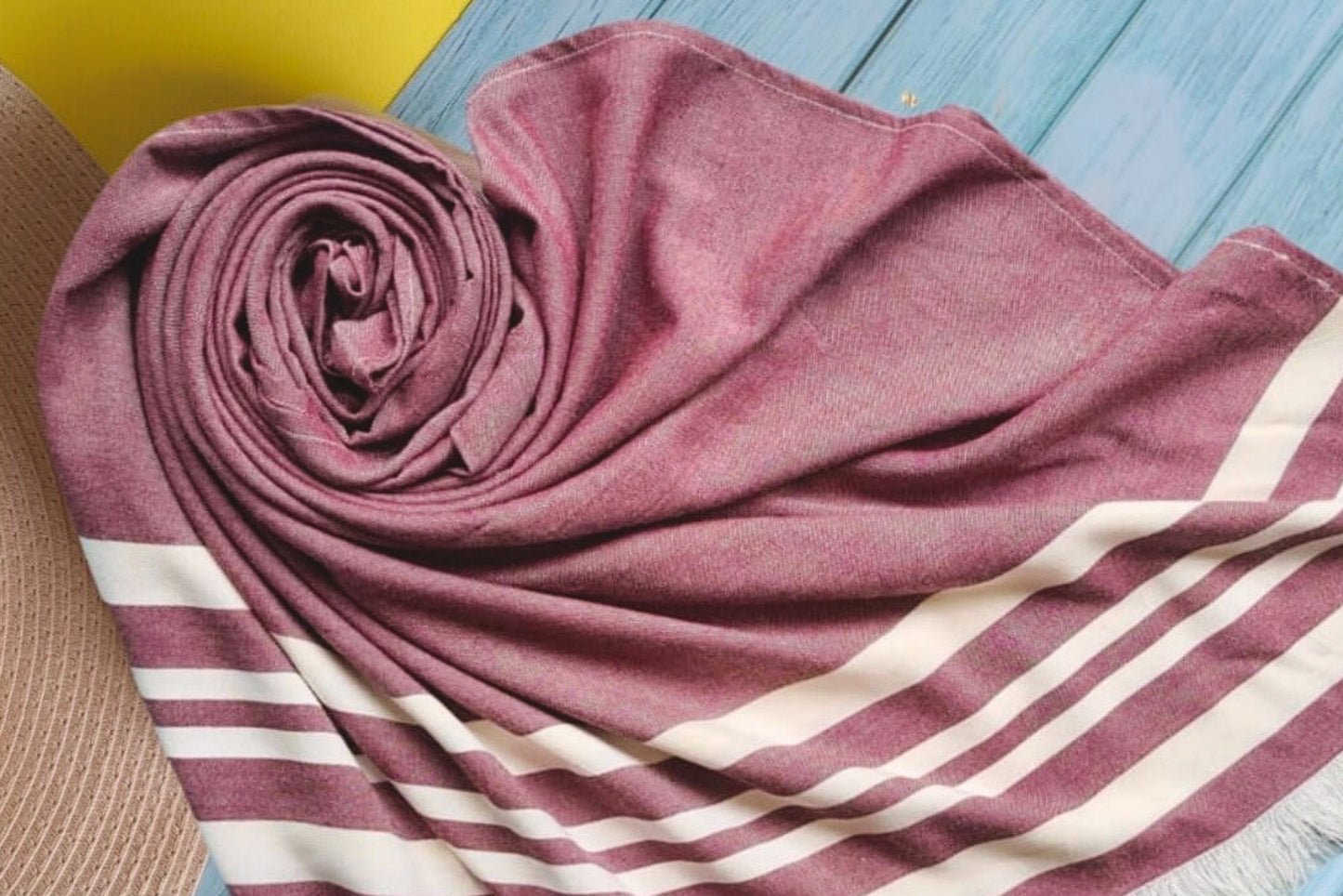 braon crven bambus peskiri urolani